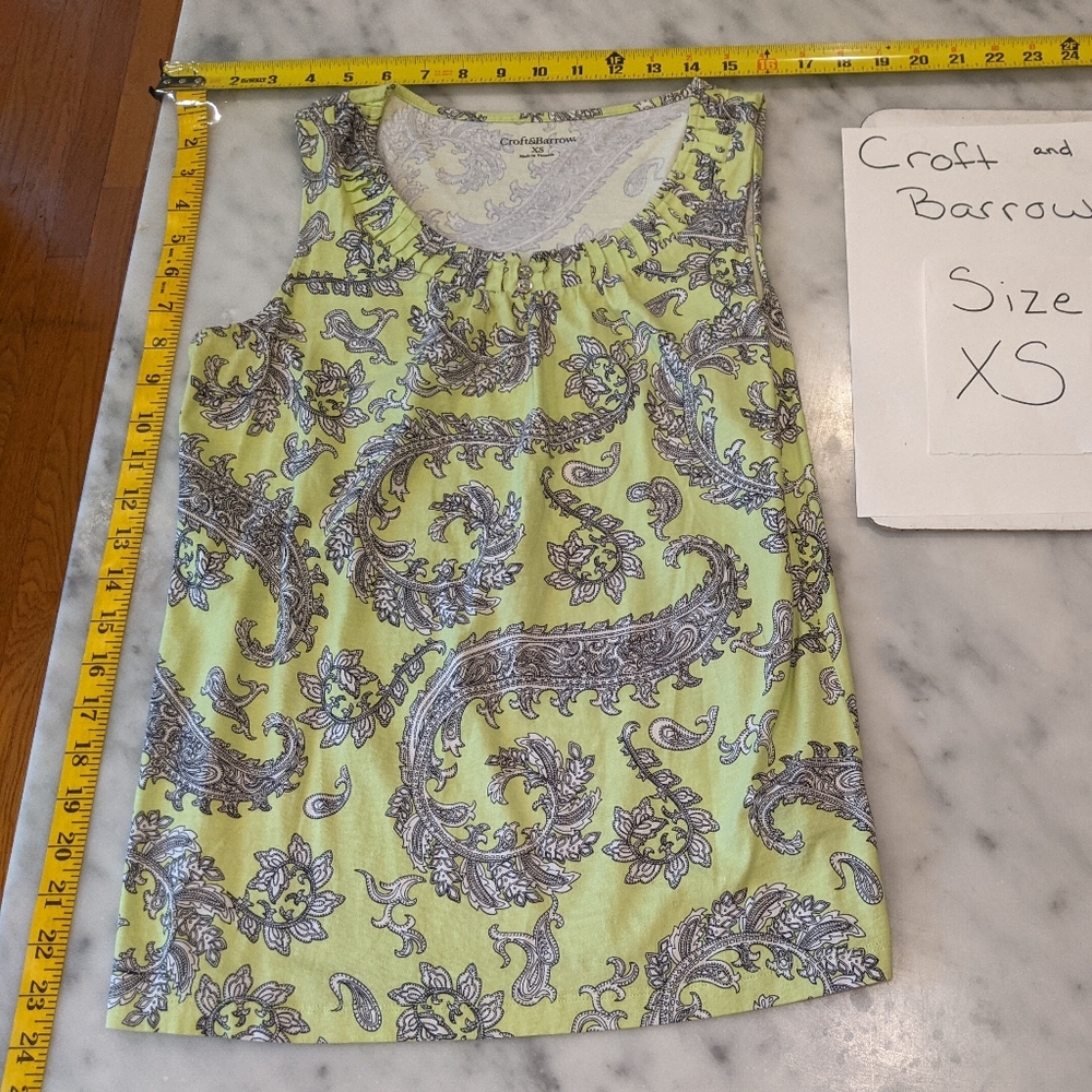 Sleeveless blouse Croft and Barrow